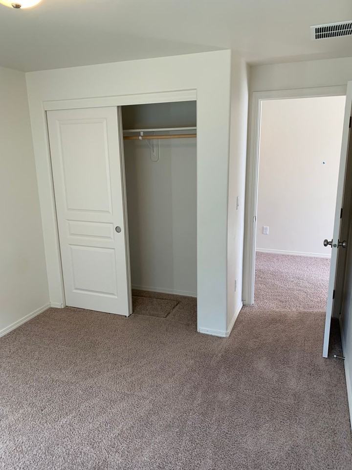 3725 S Windy Ridge Dr - Photo 6 of 16