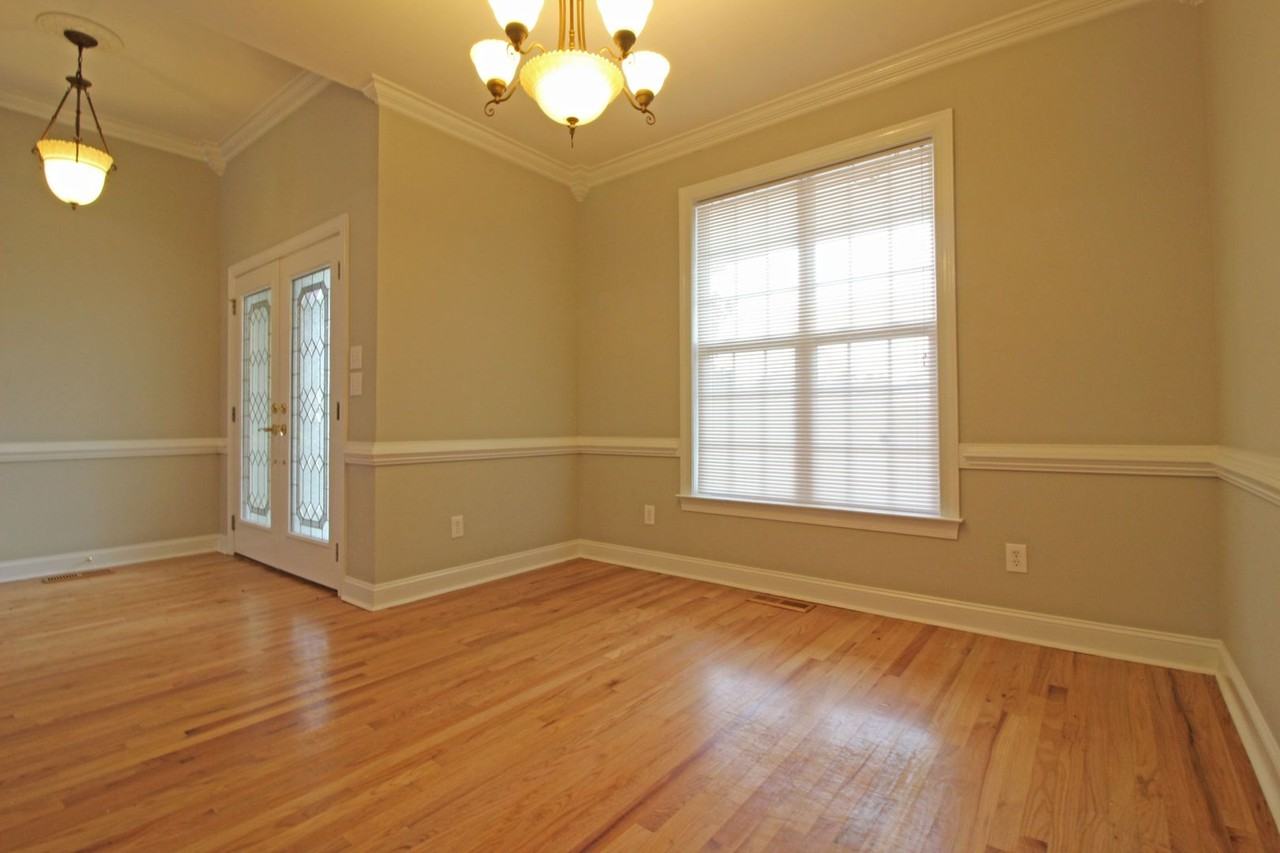 140 Adler Ln - Photo 3 of 26