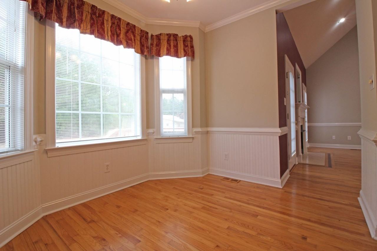 140 Adler Ln - Photo 6 of 26