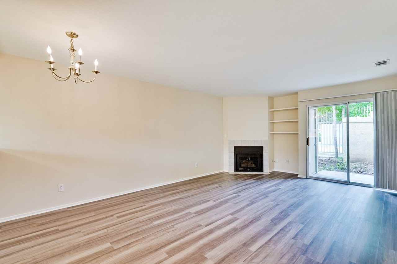 978 Summerplace Dr - Photo 7 of 50