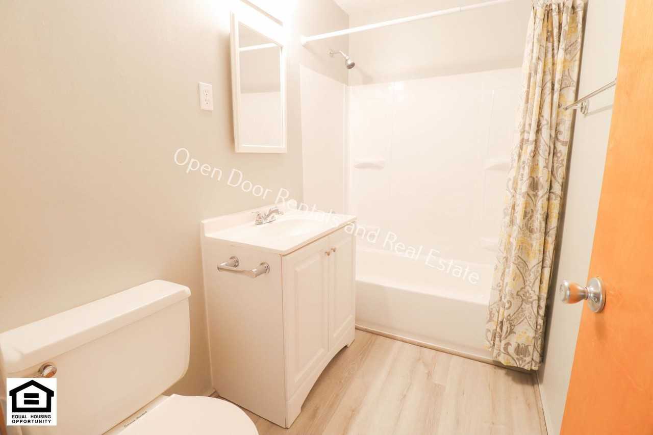 3406 Illamna Ave - Photo 6 of 9