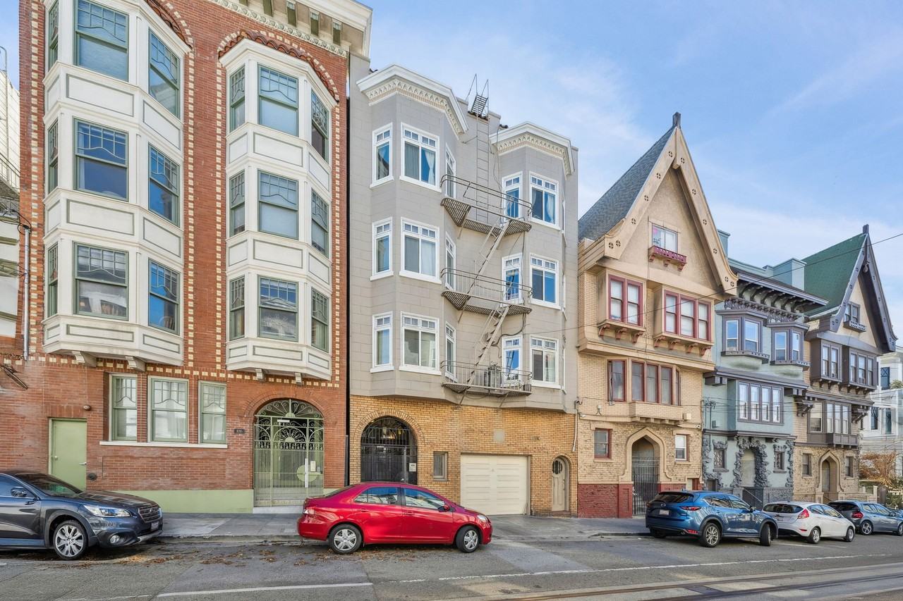 jackson - Photo 2 of 4