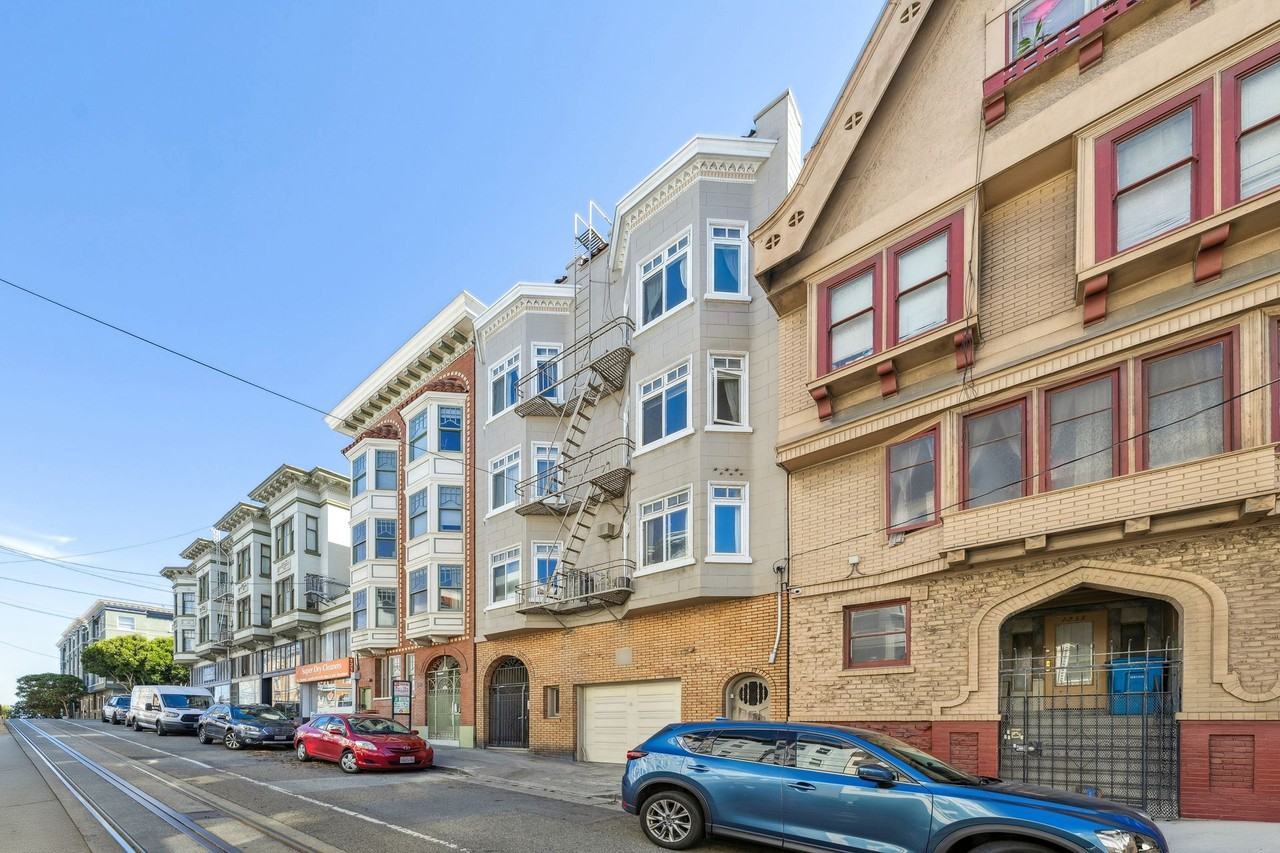 jackson - Photo 3 of 4