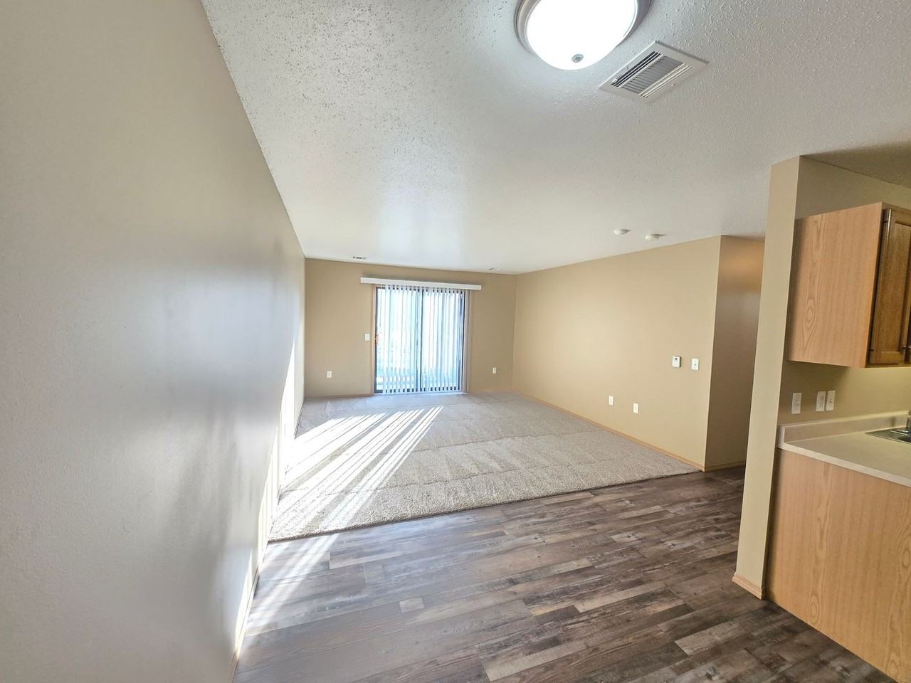 3225 S Sycamore - Photo 6 of 27