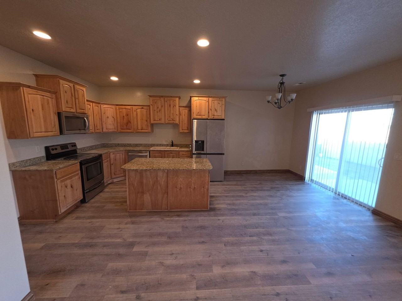 1900 1900 W Pheasant Run Dr. - Photo 5 of 6