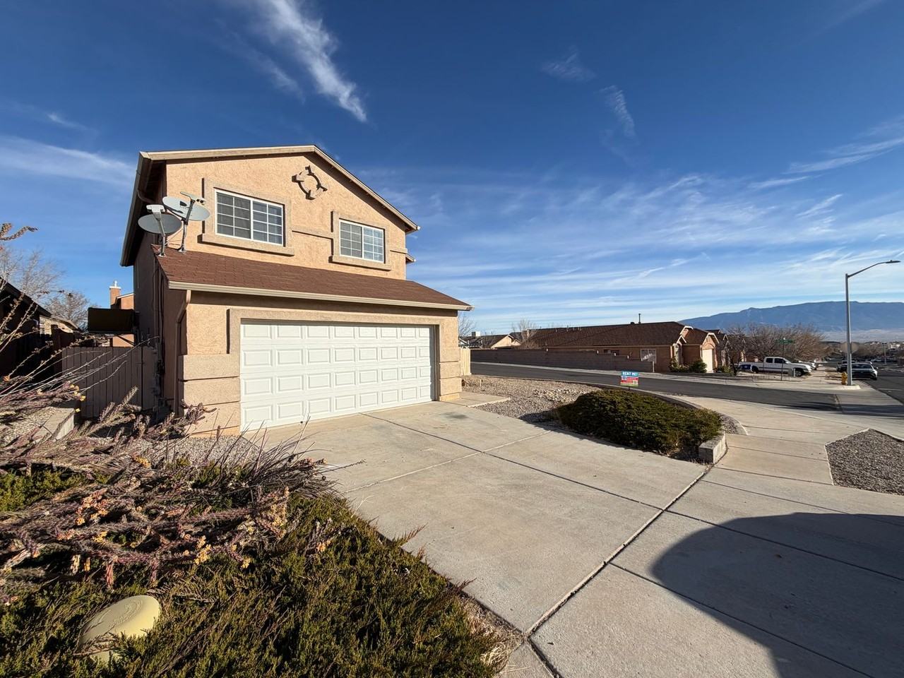 6101 Canis Ave Nw - Photo 2 of 38