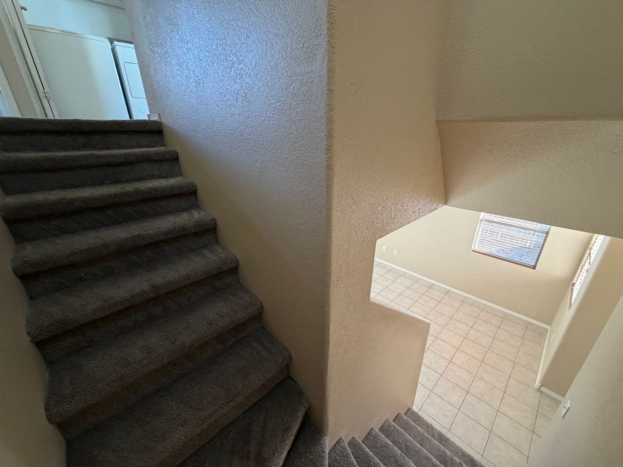 6101 Canis Ave Nw - Photo 6 of 38