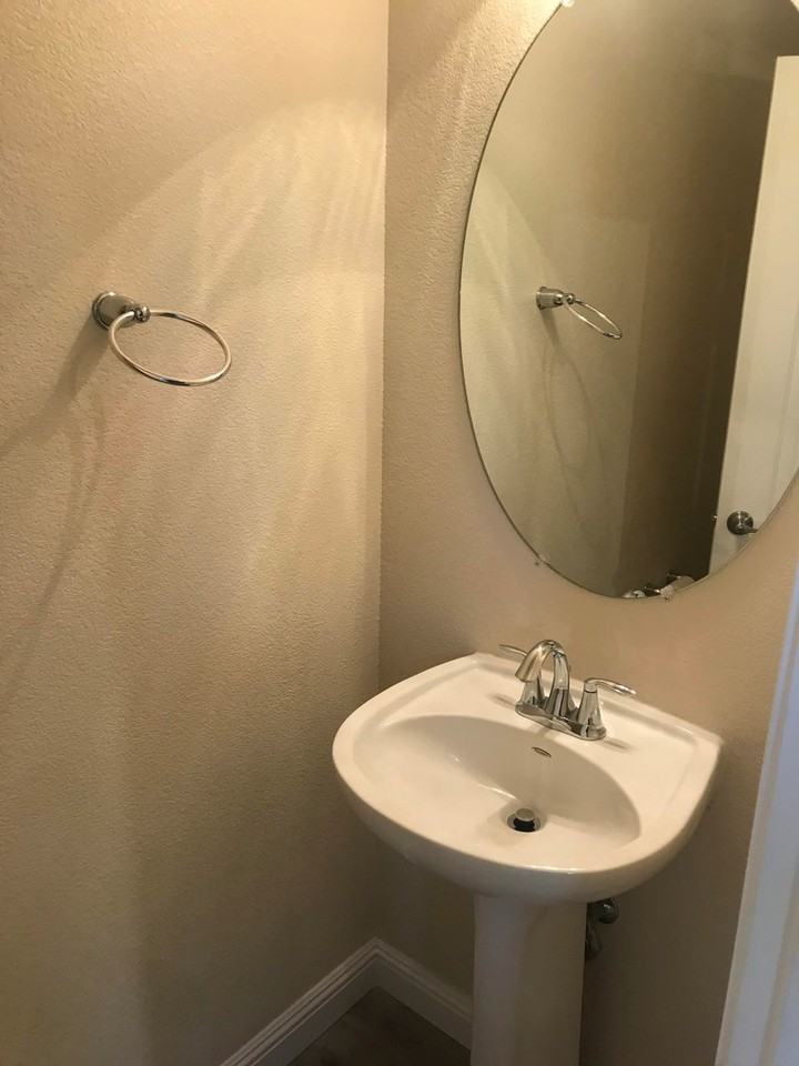 2740 Dana Kristin Ln - Photo 4 of 20