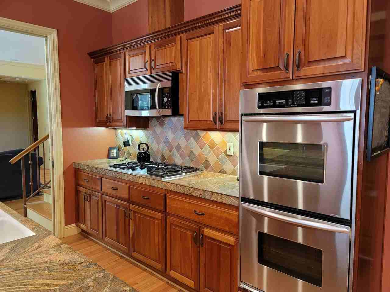 540 Marissa Ln - Photo 4 of 23