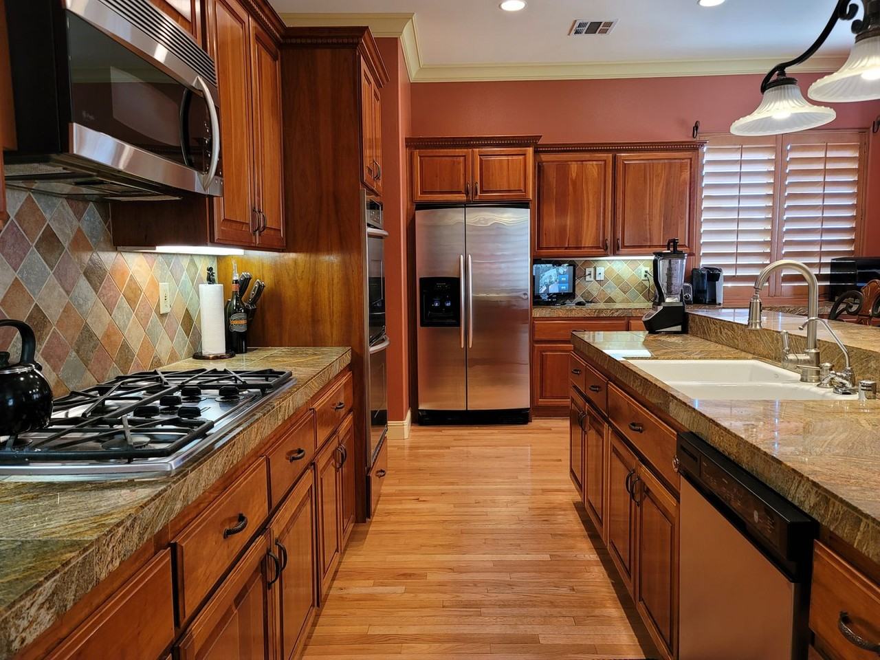 540 Marissa Ln - Photo 5 of 23