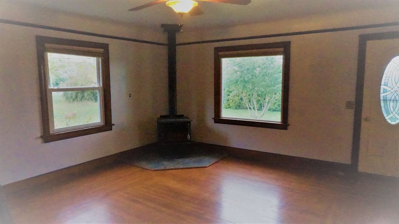 5783 Aldrich Rd - Photo 4 of 21