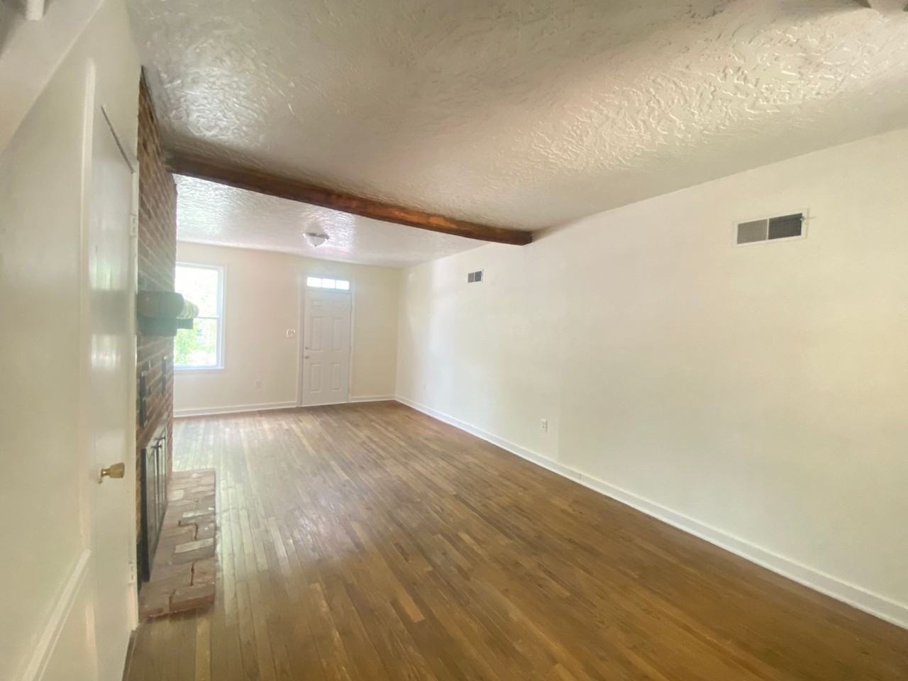 123 S Penn St - Photo 7 of 31