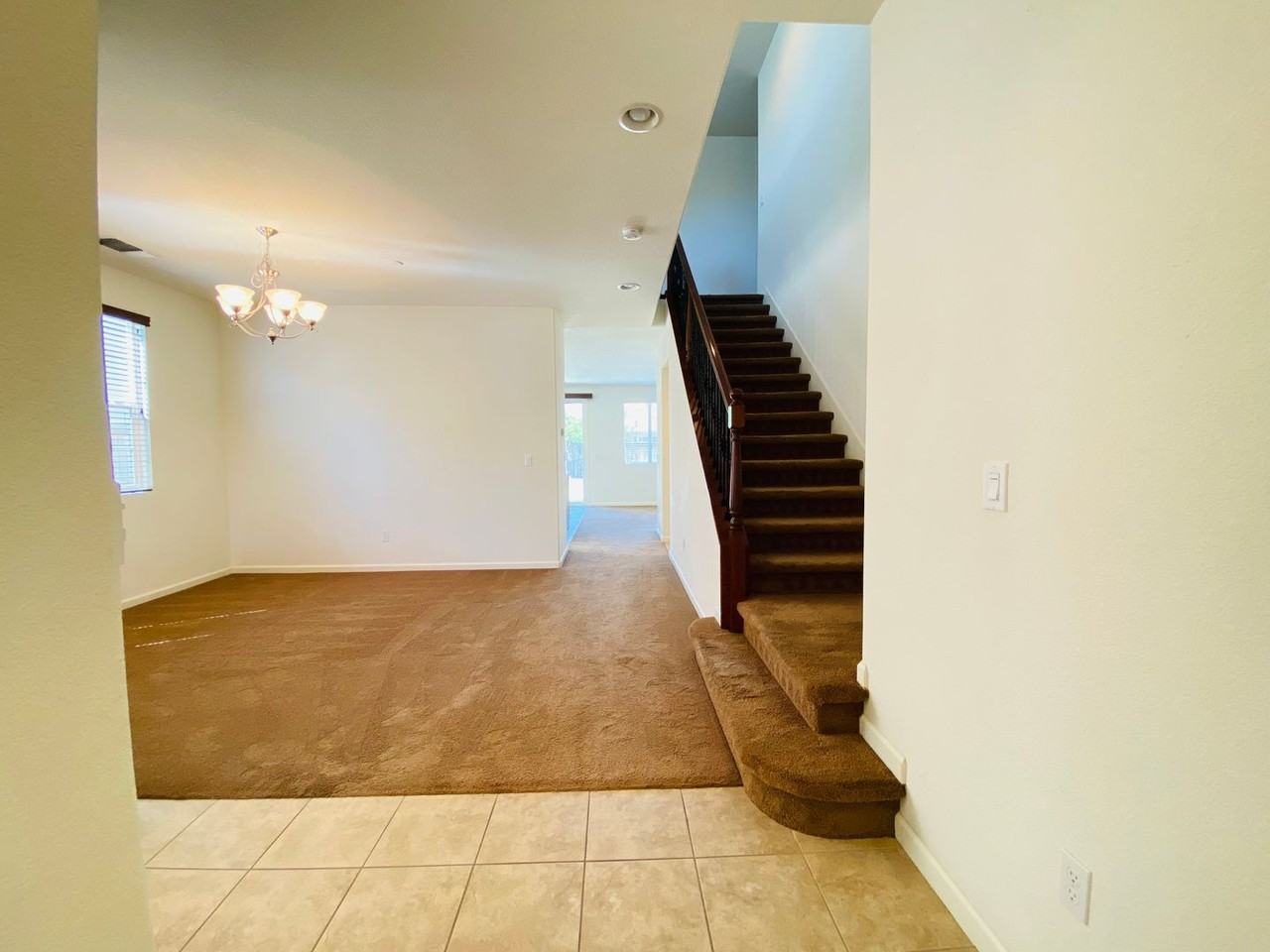 9900 Winkle Cir - Photo 3 of 30