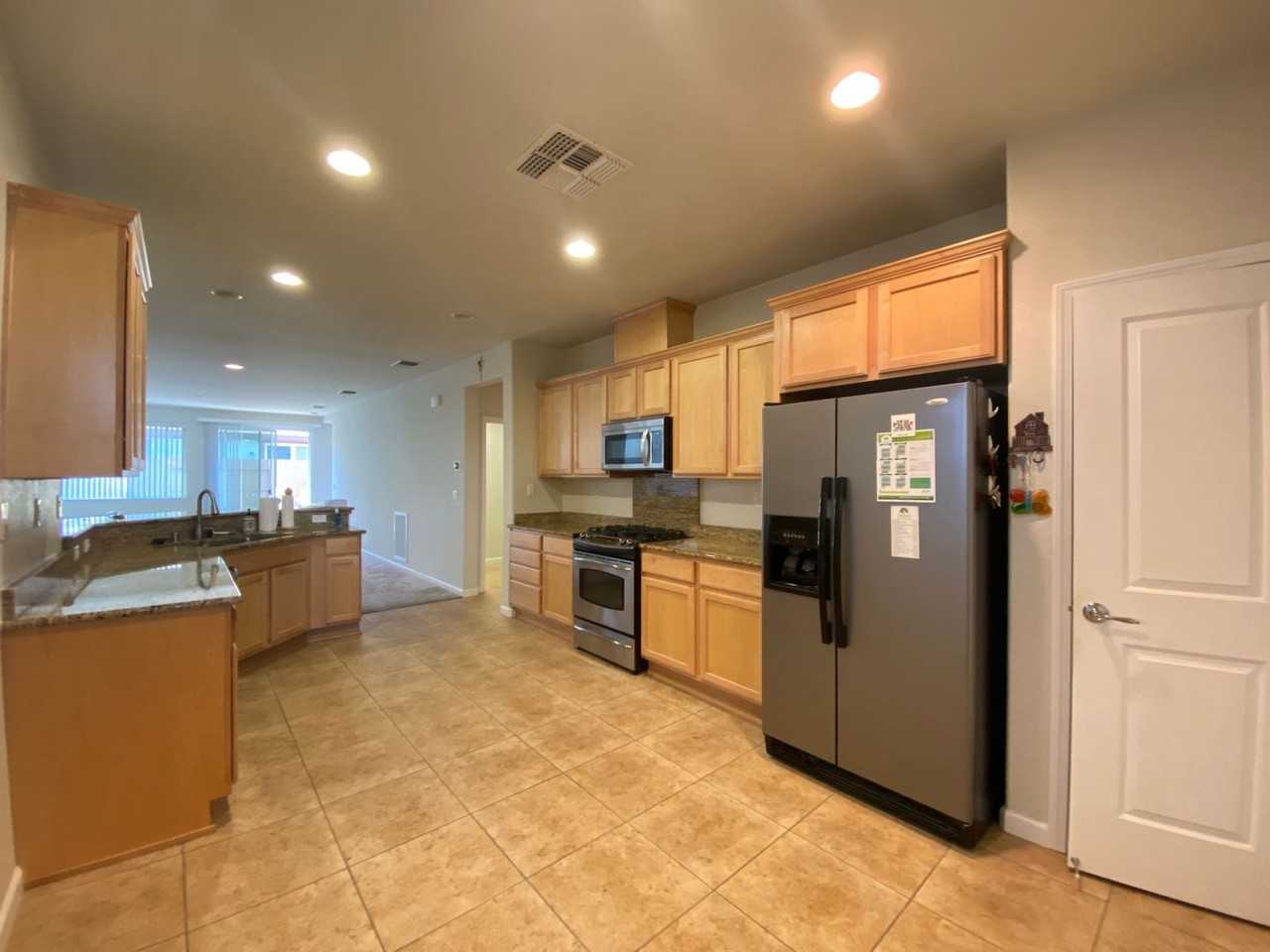 7820 Barnsley Way - Photo 6 of 27