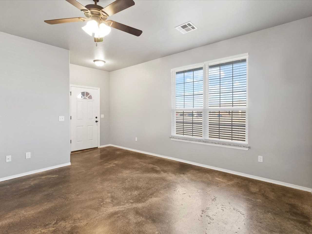 1848 Post Oak Rd - Photo 2 of 15