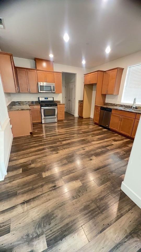 5705 Cornerstone Dr - Photo 5 of 16