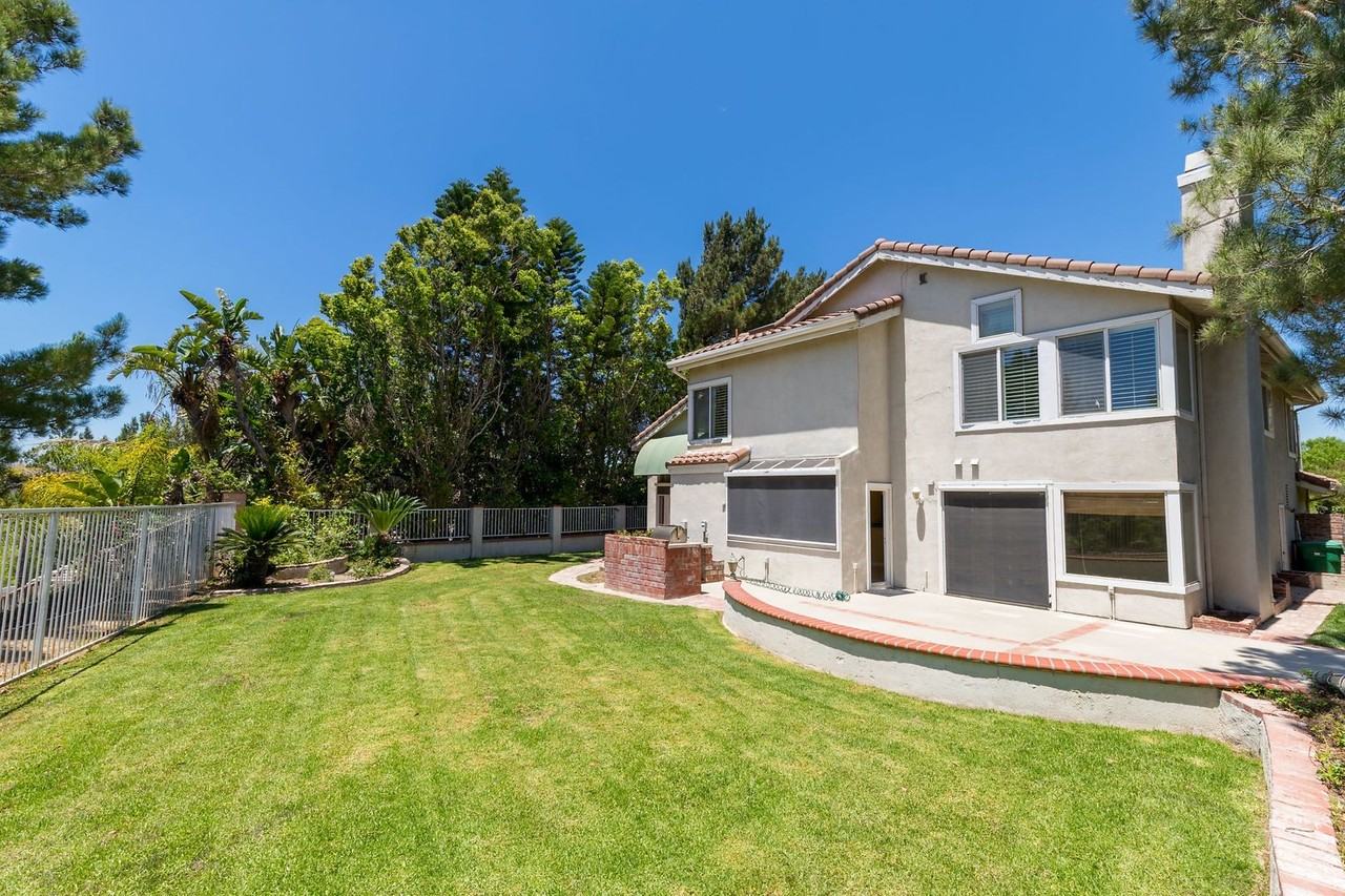 1360 Dominguez Ranch Rd - Photo 5 of 21