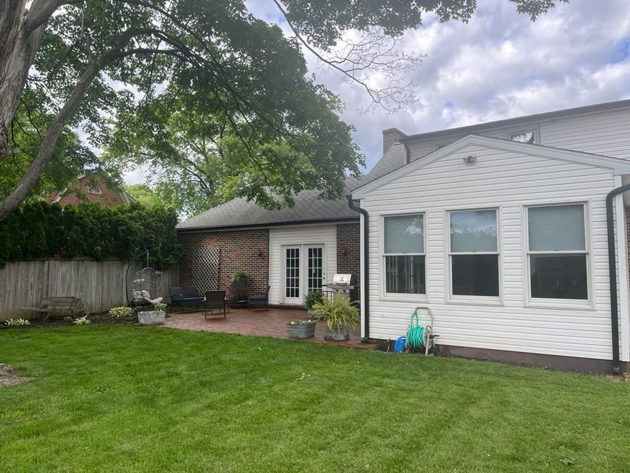 130 N Grant St - Photo 3 of 50