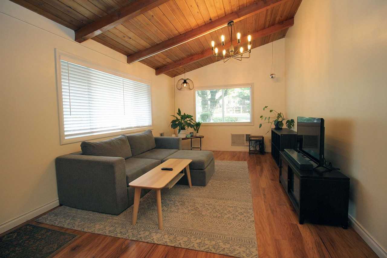 11330 Sw Tigard St - Photo 3 of 22