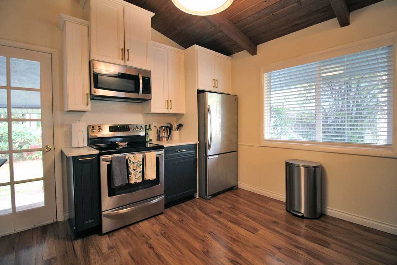 11330 Sw Tigard St - Photo 7 of 22