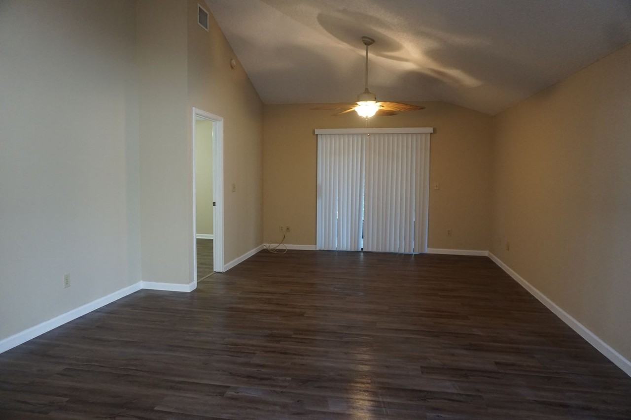 7836 Pocita Ct - Photo 3 of 17