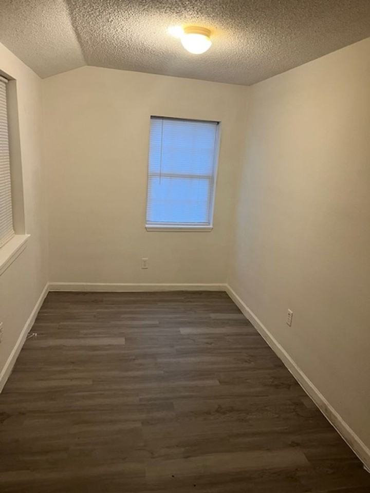 602 Bienville St - Photo 4 of 10