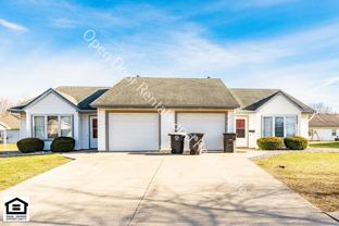 Fort Wayne Rising 1514/1516 Fieldstone Dr. - Photo 1 of 1