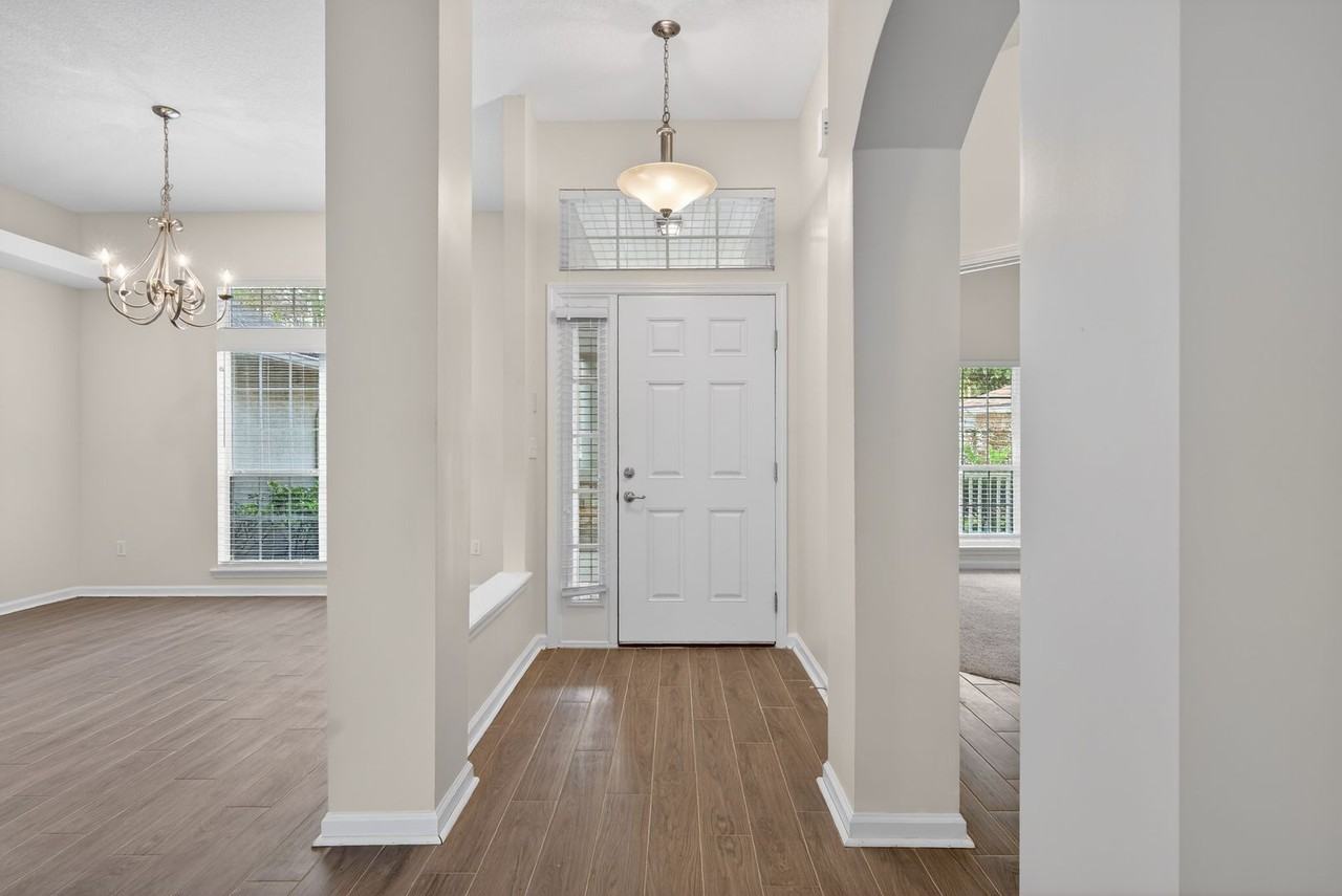 14344 Summer Breeze Dr - Photo 5 of 35