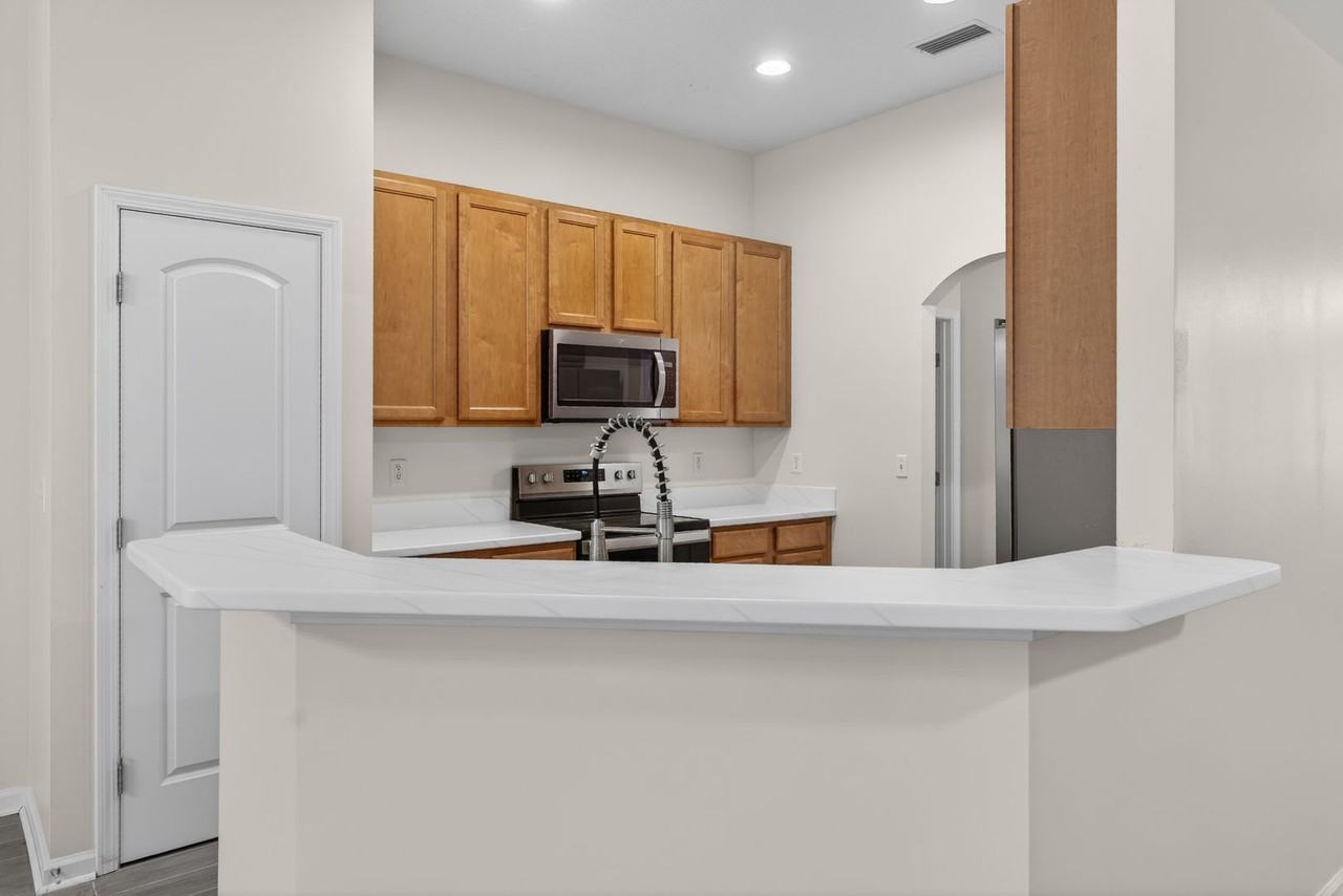 14344 Summer Breeze Dr - Photo 6 of 35