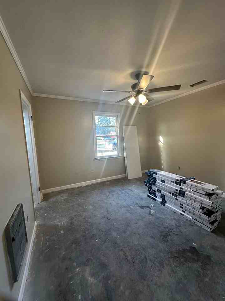 416 N Madison St - Photo 5 of 9