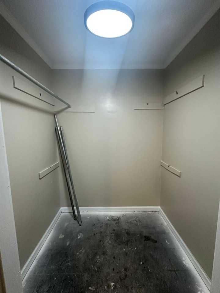 416 N Madison St - Photo 6 of 9