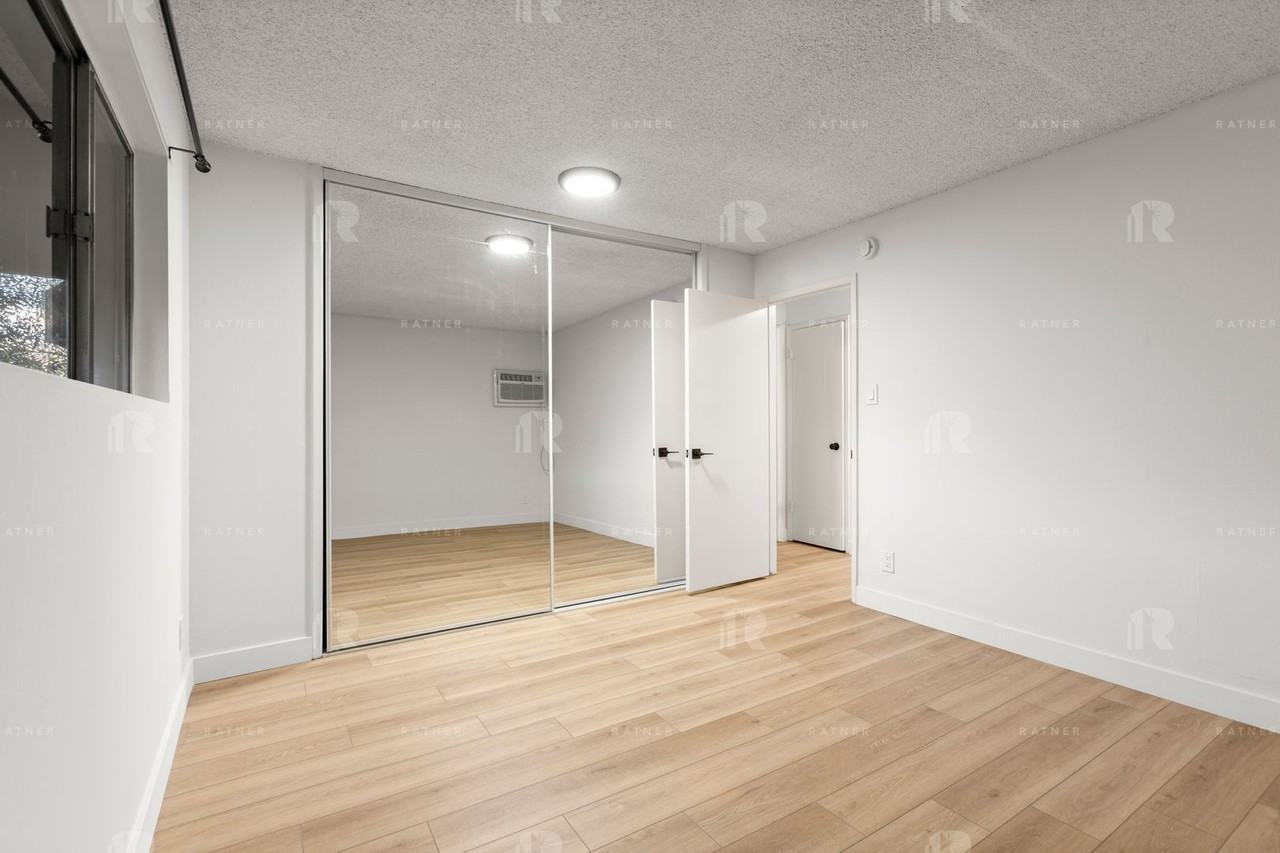 (Ellie:B) Park Collins - Photo 5 of 20