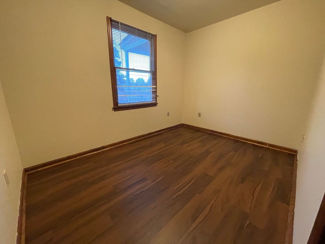 24113 Bancroft Dr - Photo 7 of 12