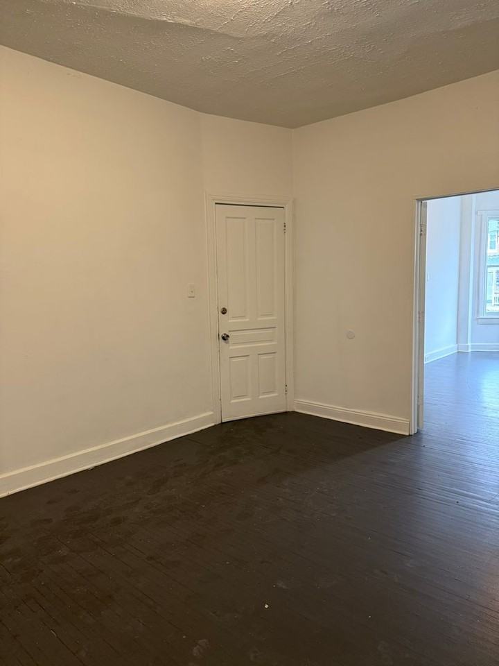 269 W Cottage Pl - Photo 7 of 11