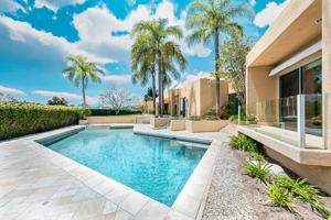 featured image of 10272 Overhill Dr