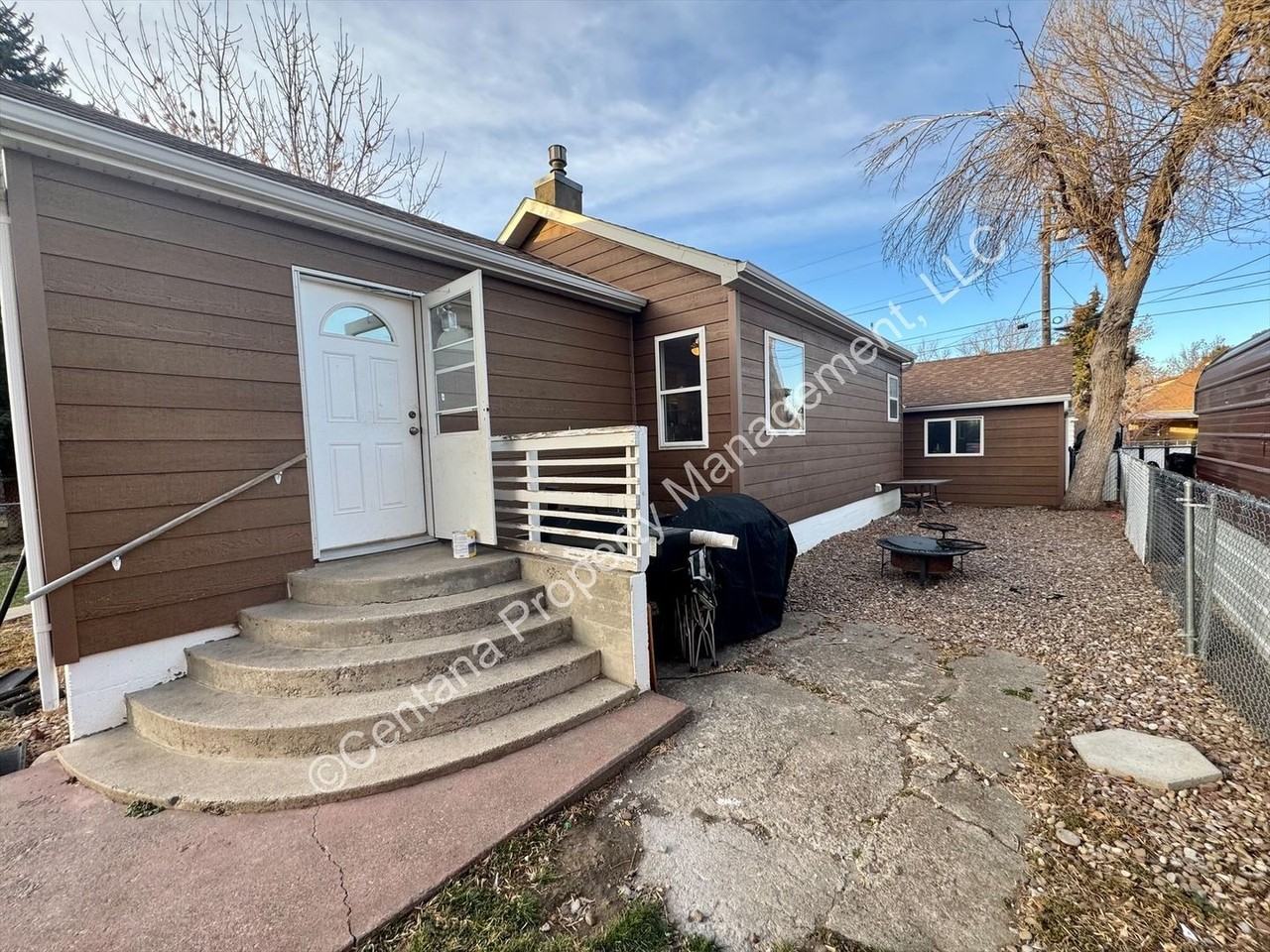 1515 4th Ave S - Photo 2 of 20