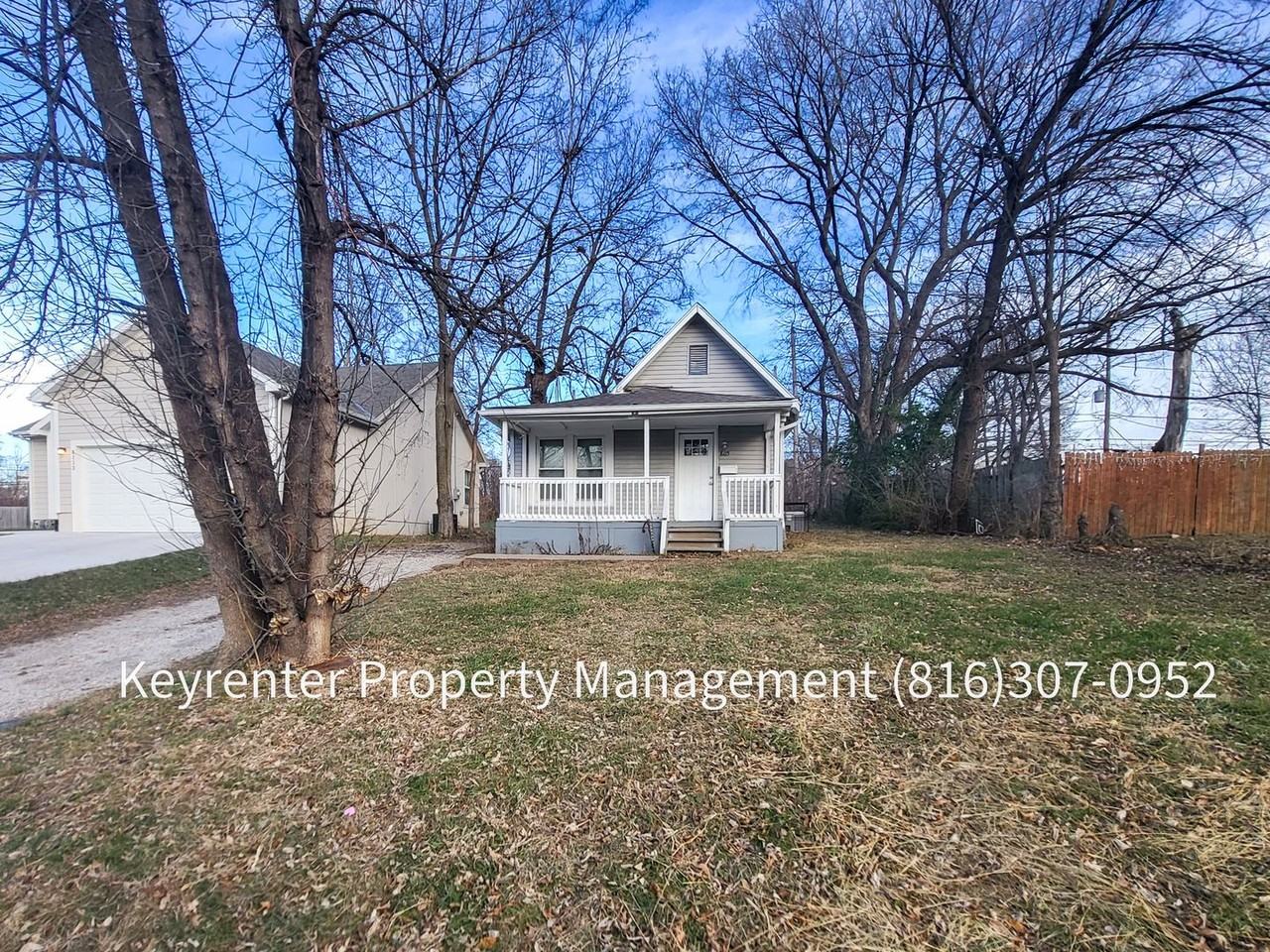 8115 Highland Ave - Photo 2 of 17