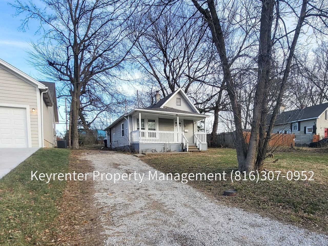 8115 Highland Ave - Photo 3 of 17