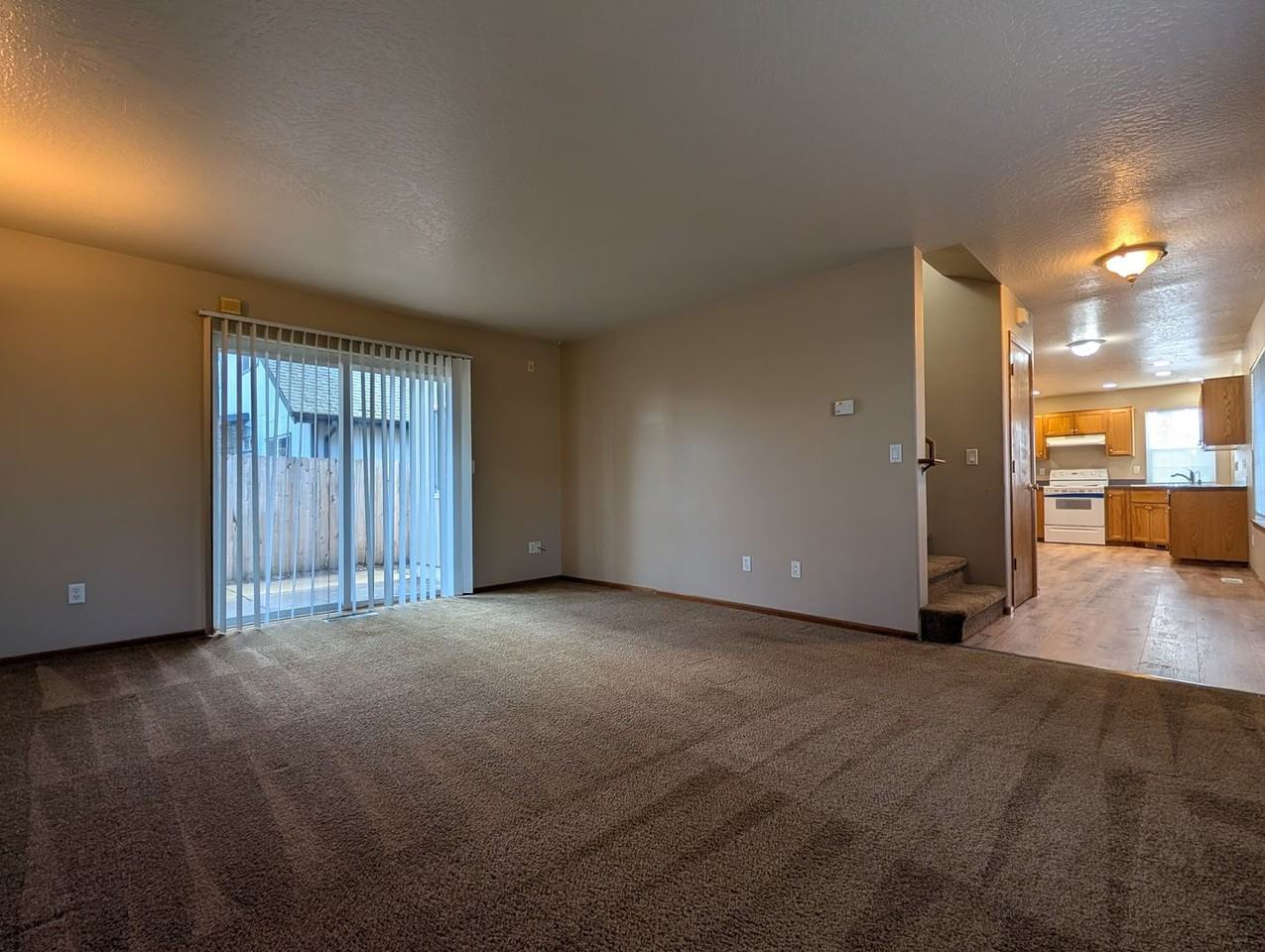 2120 Plentywood Ln - Photo 6 of 28