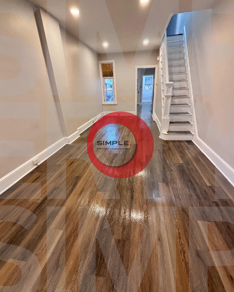 1145 Locust St - Photo 5 of 12