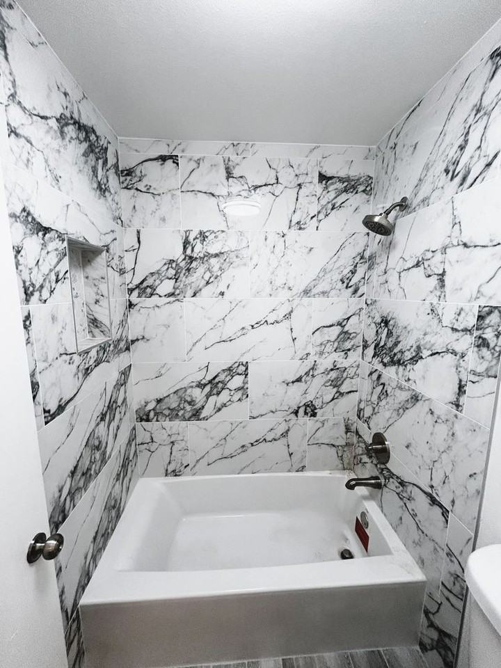 1312 N Harold St #2 - Photo 6 of 17