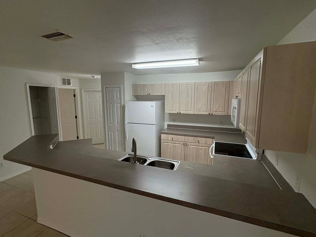 1321 Diplomat Pkwy E - Photo 3 of 18