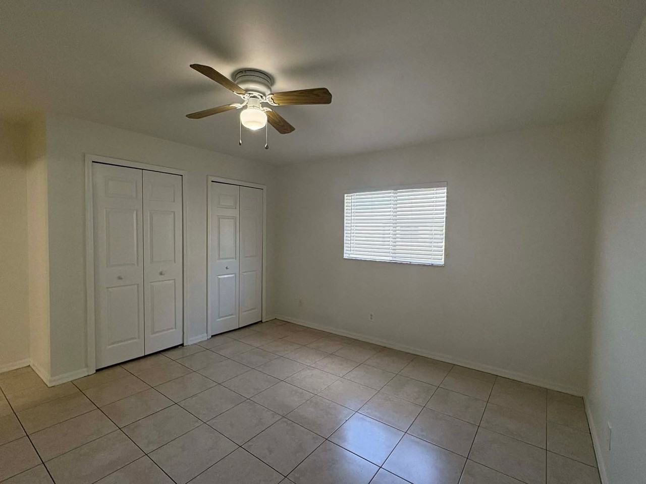 1321 Diplomat Pkwy E - Photo 5 of 18