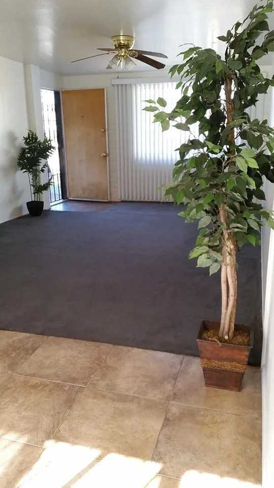 2124 N Bell Ave - Photo 5 of 12