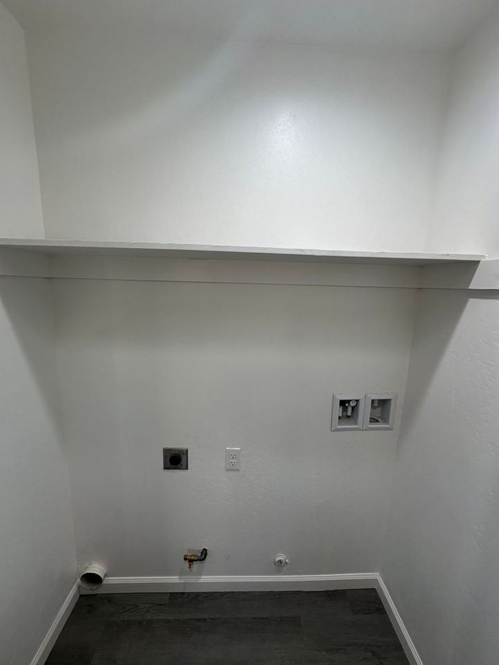 720 Beverly Drive - Photo 5 of 11