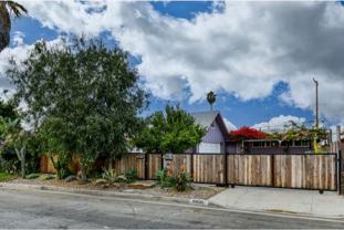 b10436 - Photo 1 of 1