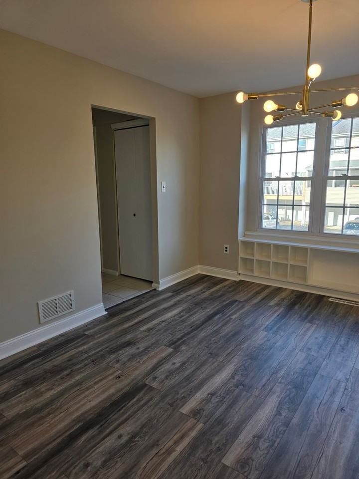 412 3rd St - Photo 7 of 46