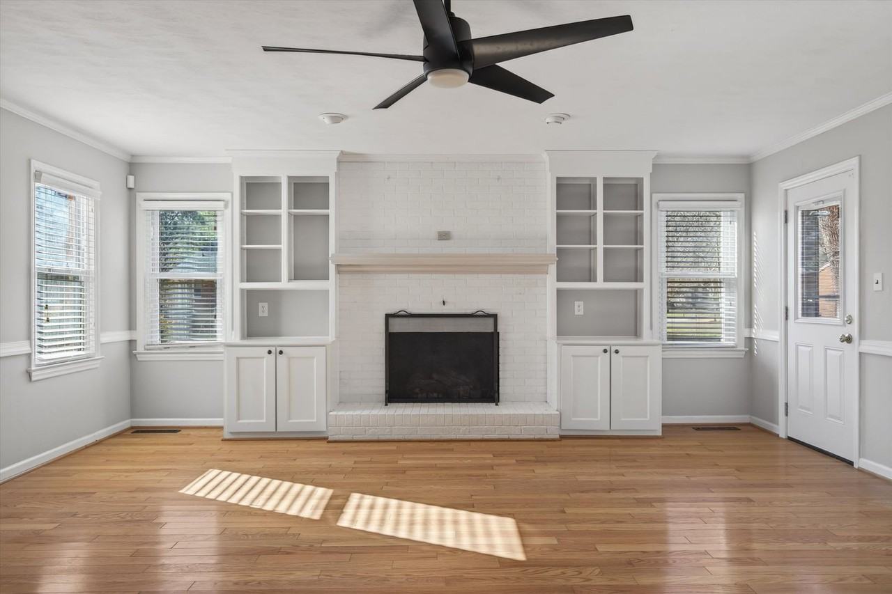 4741 Michaux Dr - Photo 6 of 39