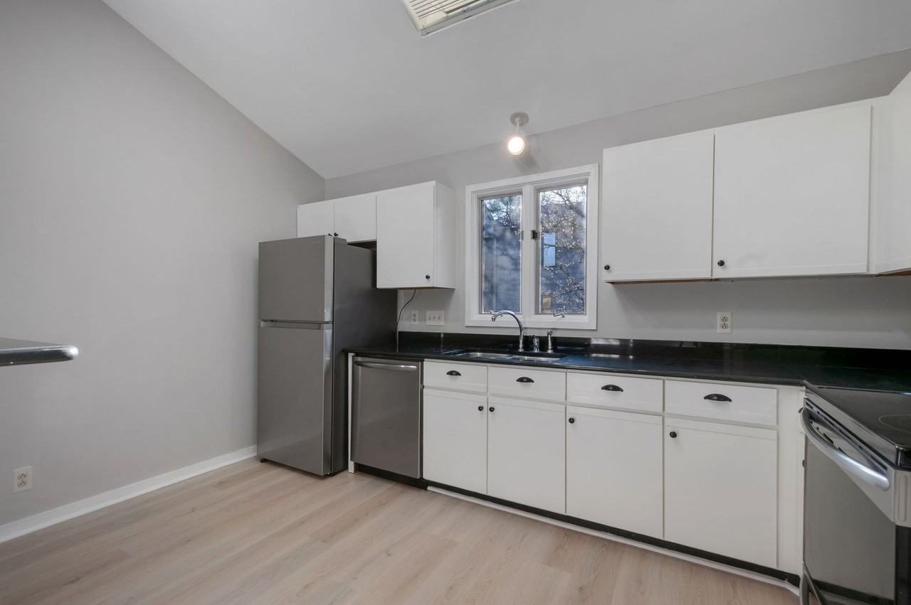 701 Harpeth Trace Dr - Photo 7 of 28