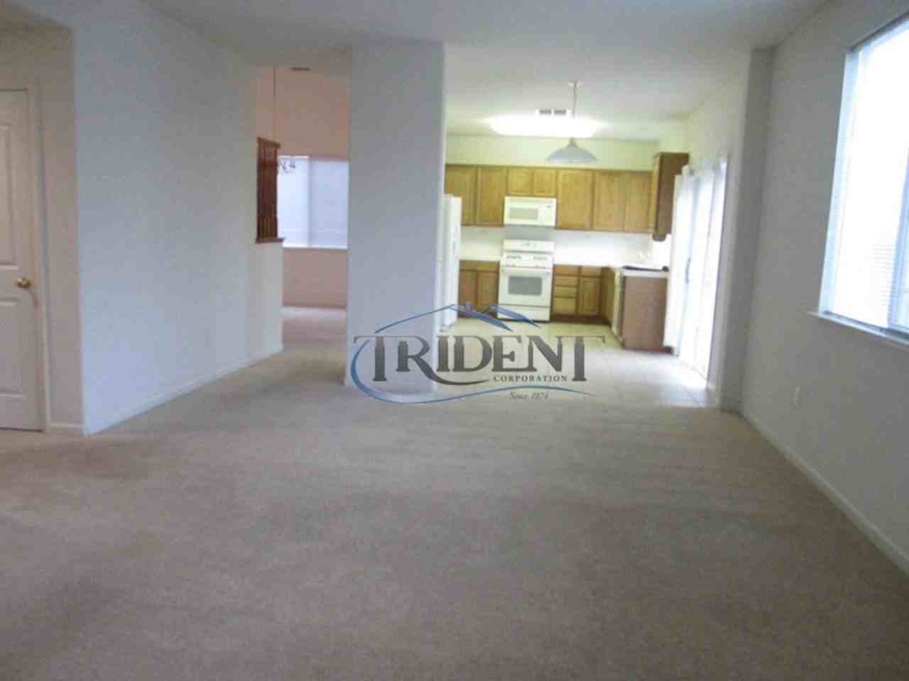 1683 Cobblestone Dr - Photo 6 of 25